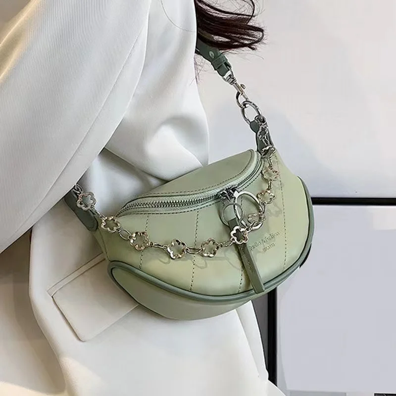 Fashion Chain Waist Bag Women Summer PU Bum Pouch Waist Bag High Quality Waterproof Fanny Pack Wide Strap Crossbody Bags
Fashion Chain Waist Bag Women Summer PU Bum Pouch Waist Bag High Quality Waterproof Fanny Pack Wide Strap Crossbody Bags