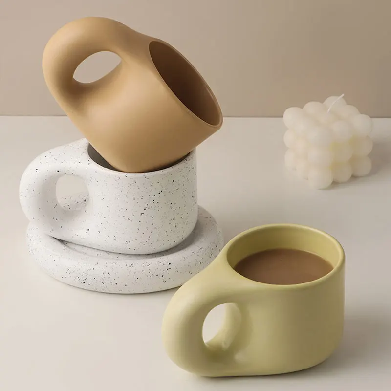 Nordic Unique Design Fat Mug With Fat Dish Set Personalized Creative Ceramic Coffee Cup and Saucer Luxury Wedding Birthday Gifts
Nordic Unique Design Fat Mug With Fat Dish Set Personalized Creative Ceramic Coffee Cup and Saucer Luxury Wedding Birthday Gifts