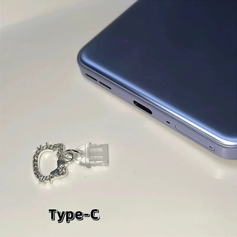 Металлическая заглушка для телефона MINISO Hello Kitty
Металлическая заглушка для телефона MINISO Hello Kitty