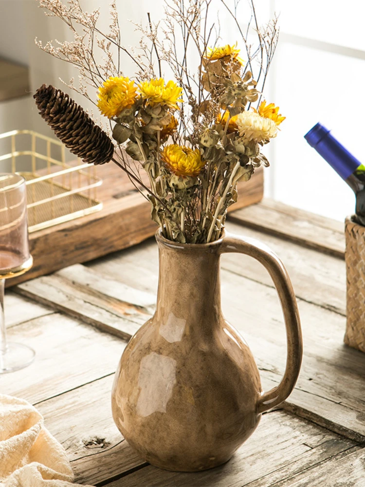 Nordic light luxury ceramic vase decoration simple living room table flower arrangement ins retro home decoration
Nordic light luxury ceramic vase decoration simple living room table flower arrangement ins retro home decoration