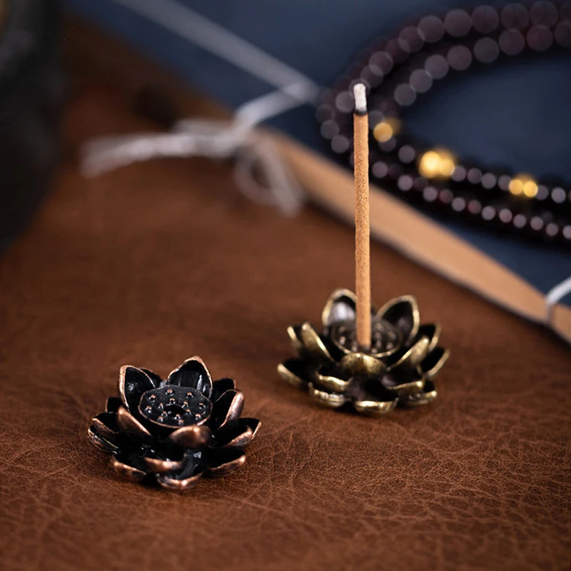 1PC Incense Burner Reflux Stick Incense Holder Home Decoration Coil Censer with Lotus Flower Shape
1PC Incense Burner Reflux Stick Incense Holder Home Decoration Coil Censer with Lotus Flower Shape