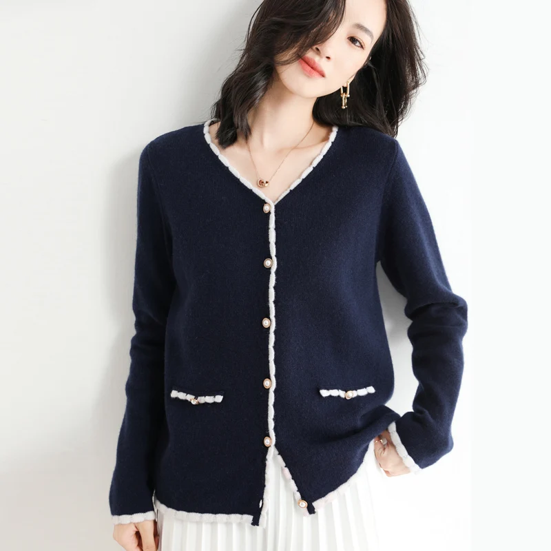 Autumn and Winter Women's V-neck Knitted Cardigan Sweater Loose Lace Sweater Warm Top Sweater
Autumn and Winter Women's V-neck Knitted Cardigan Sweater Loose Lace Sweater Warm Top Sweater