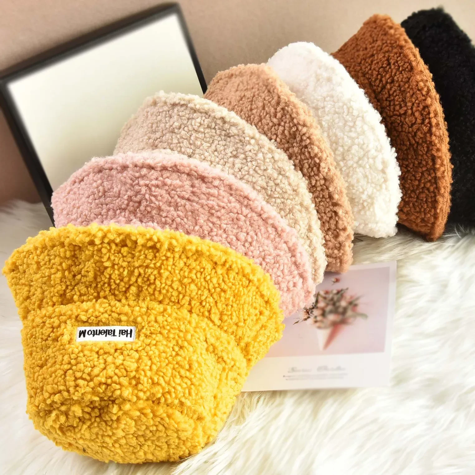 Wool Faux Fur Bucket Hat Winter Warm Teddy Velvet Hats for Women Lady Thicken Bob Panama Outdoor Fisherman Hat Caps
Wool Faux Fur Bucket Hat Winter Warm Teddy Velvet Hats for Women Lady Thicken Bob Panama Outdoor Fisherman Hat Caps