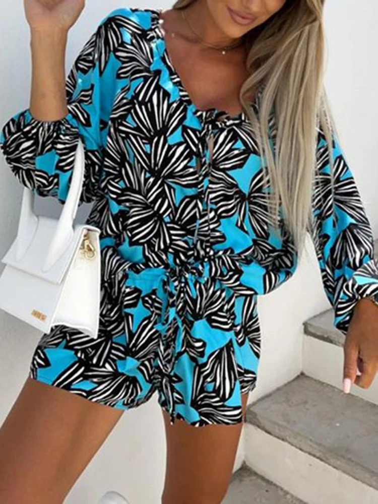 Casual Lapel Button Fashion Print Beach Rompers 2022 Autumn New Pattern Sexy Playsuits Women Long Sleeve Tie Up Shorts Jumpsuits
Casual Lapel Button Fashion Print Beach Rompers 2022 Autumn New Pattern Sexy Playsuits Women Long Sleeve Tie Up Shorts Jumpsuits