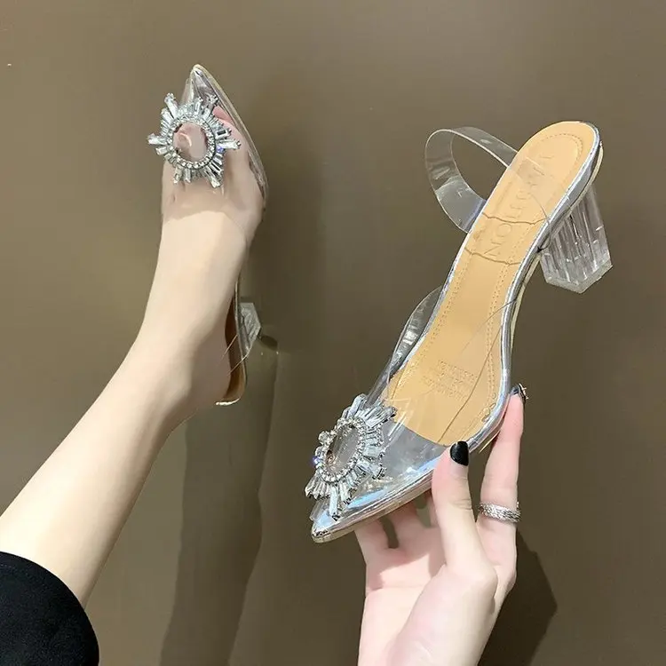 2022 New Summer Women Sandals Sexy Shoes Crystal Casual Woman Flats Buckle Strap Ladies Fashion Beach Shoe Big Size
2022 New Summer Women Sandals Sexy Shoes Crystal Casual Woman Flats Buckle Strap Ladies Fashion Beach Shoe Big Size