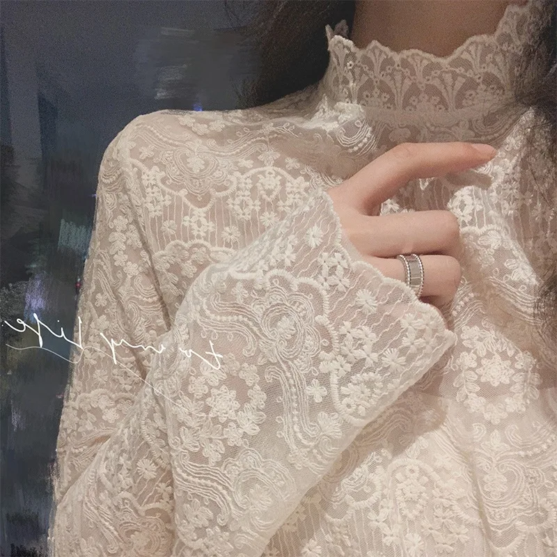 ZCSMLL Autumn and Winter New Style Long Sleeve Vintage Blouse Women's Half High Collar Embroidery Lace Shirt Mesh Fashion
ZCSMLL Autumn and Winter New Style Long Sleeve Vintage Blouse Women's Half High Collar Embroidery Lace Shirt Mesh Fashion