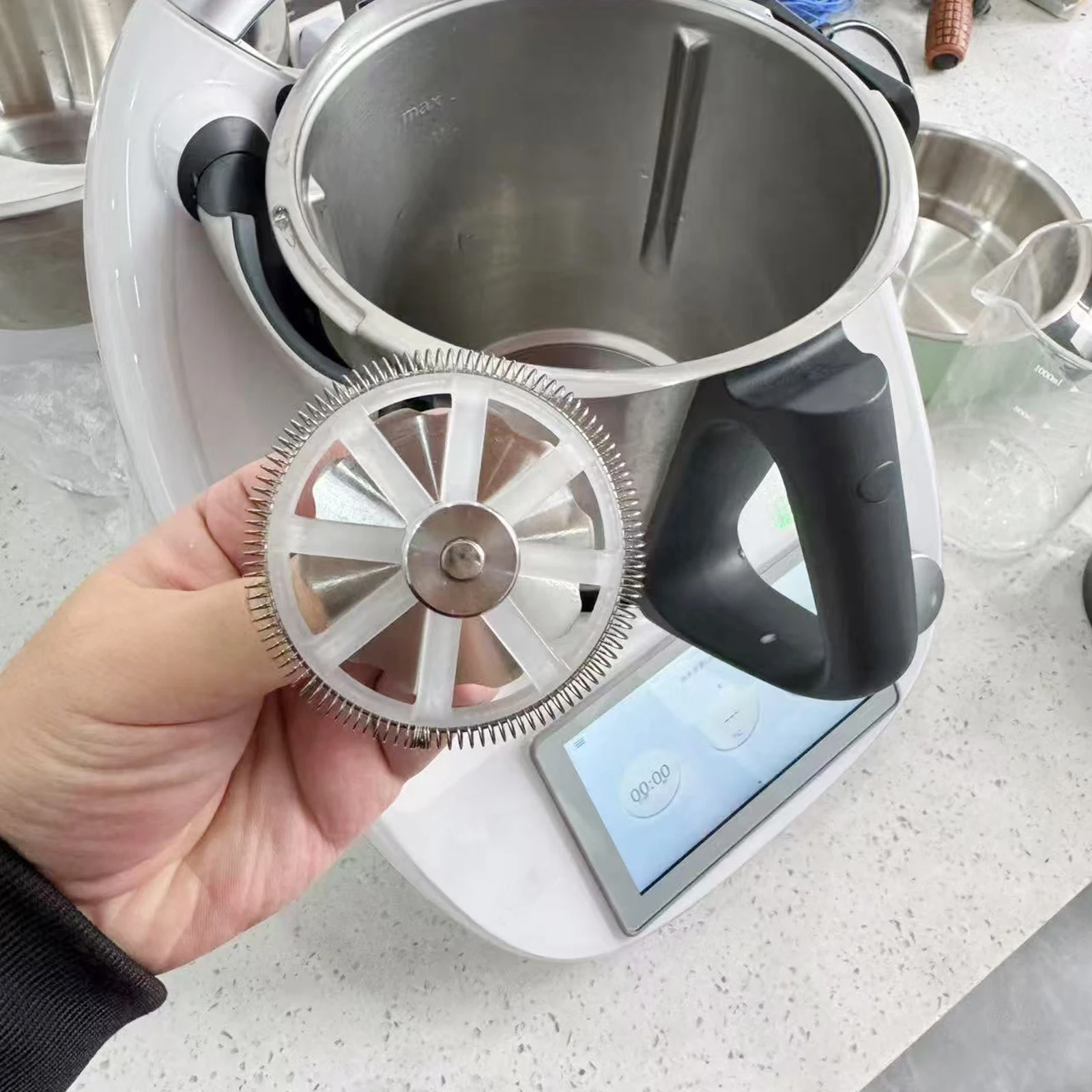 Миксер из нержавеющей стали, аксессуары для блендера, кофеварка для пенообразования для Thermomix TM5 TM6
Миксер из нержавеющей стали, аксессуары для блендера, кофеварка для пенообразования для Thermomix TM5 TM6