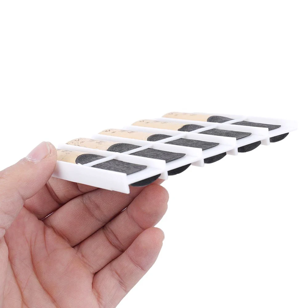 10pcs Tenor Sax Saxophone Reed Set Strength1.5/2.0/2.5/3.0/3.5/4.0 High Quality Reed With Plastic Box Saxophone Parts
10pcs Tenor Sax Saxophone Reed Set Strength1.5/2.0/2.5/3.0/3.5/4.0 High Quality Reed With Plastic Box Saxophone Parts