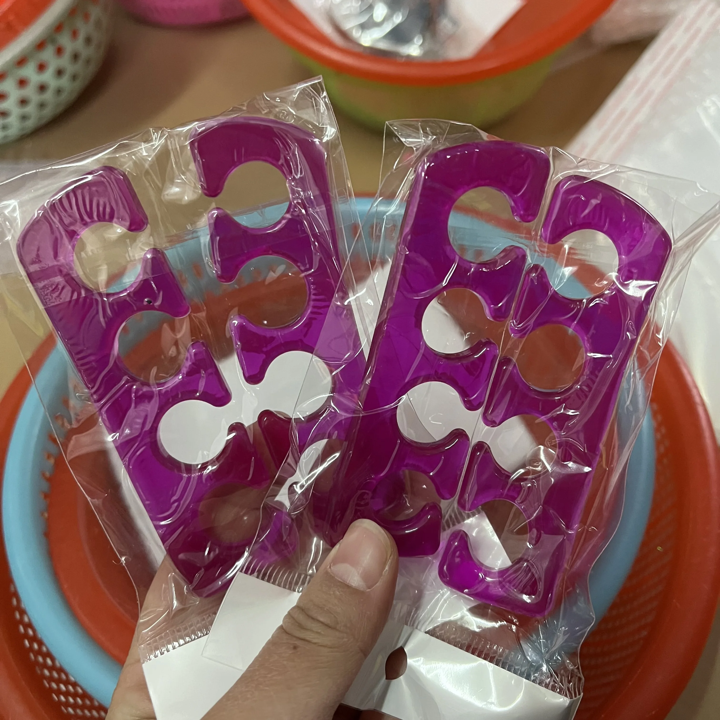 2pcs Soft Silicone Nail Art Toes Separators Washable Finger Foot Divider Holder UV Gel Polish Painting Pedicure Manicure Tools #
2pcs Soft Silicone Nail Art Toes Separators Washable Finger Foot Divider Holder UV Gel Polish Painting Pedicure Manicure Tools #