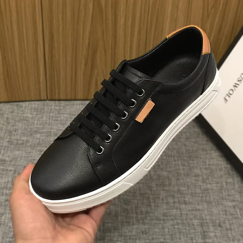 Luxury brand genuine New white in spring and summer of 2023 Men's leather thin breathable Korean casual shoes
Luxury brand genuine New white in spring and summer of 2023 Men's leather thin breathable Korean casual shoes
