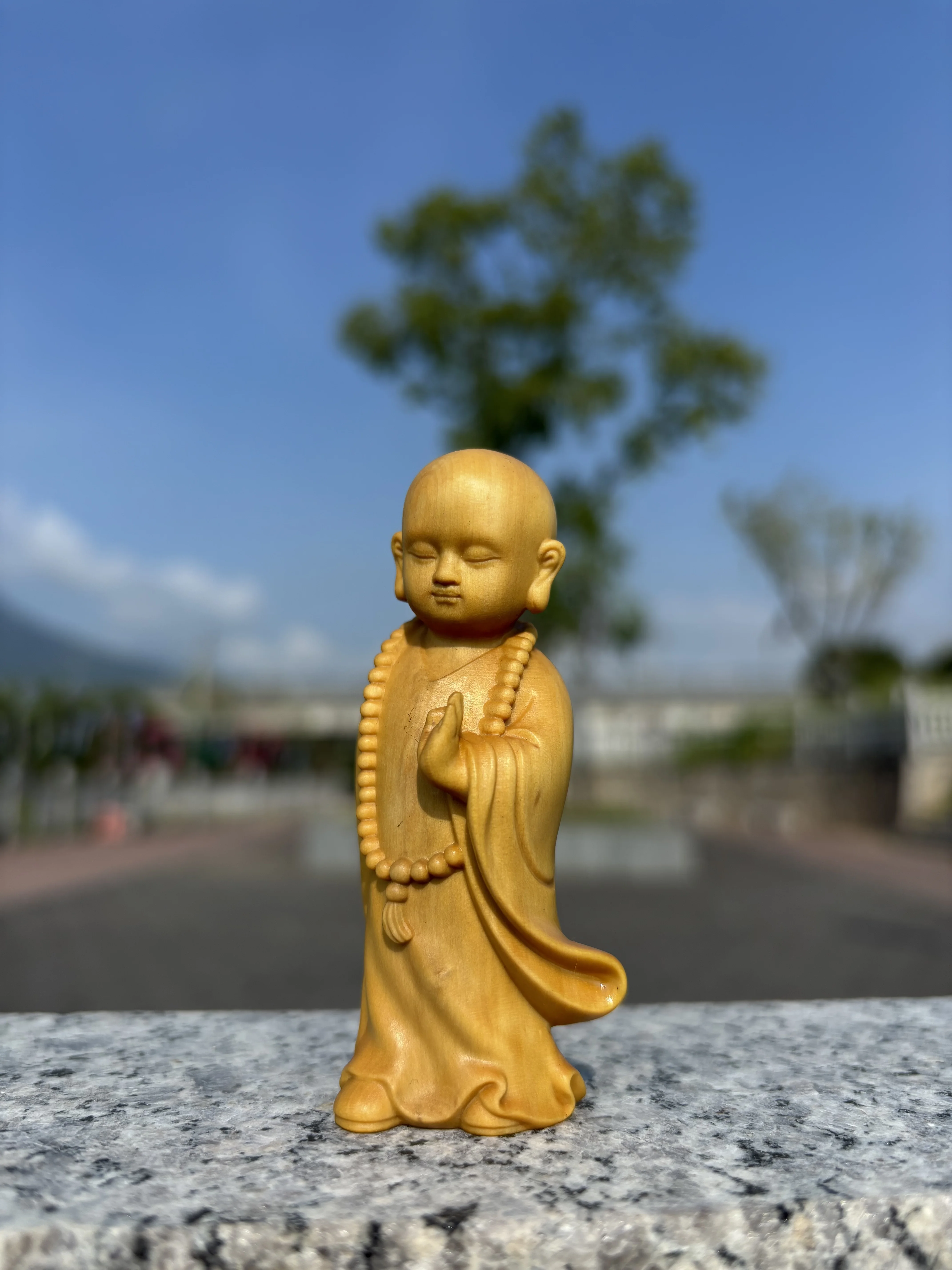 Статуя маленького монаха из самшита CCZHIDAO 
Статуя маленького монаха из самшита CCZHIDAO