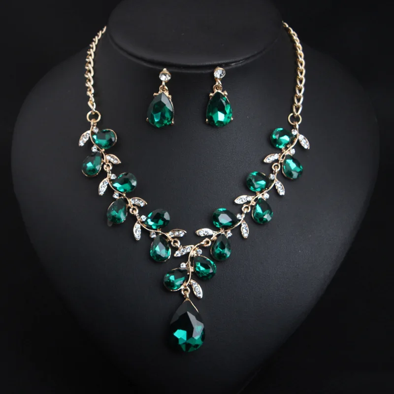 2023 New Fashion Jewelry Set Women's Two-piece Leaf Pendant Necklace Accessories Party Crystal Jewelry Wedding Jewelry Gift
2023 New Fashion Jewelry Set Women's Two-piece Leaf Pendant Necklace Accessories Party Crystal Jewelry Wedding Jewelry Gift