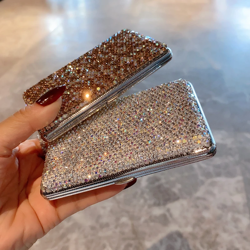 Shiny Cigarette Case Ultra-thin Metal Anti-pressure Portable Flip Cigarette Storage Box Crystal Smoking Accessories Ladies Gift
Shiny Cigarette Case Ultra-thin Metal Anti-pressure Portable Flip Cigarette Storage Box Crystal Smoking Accessories Ladies Gift