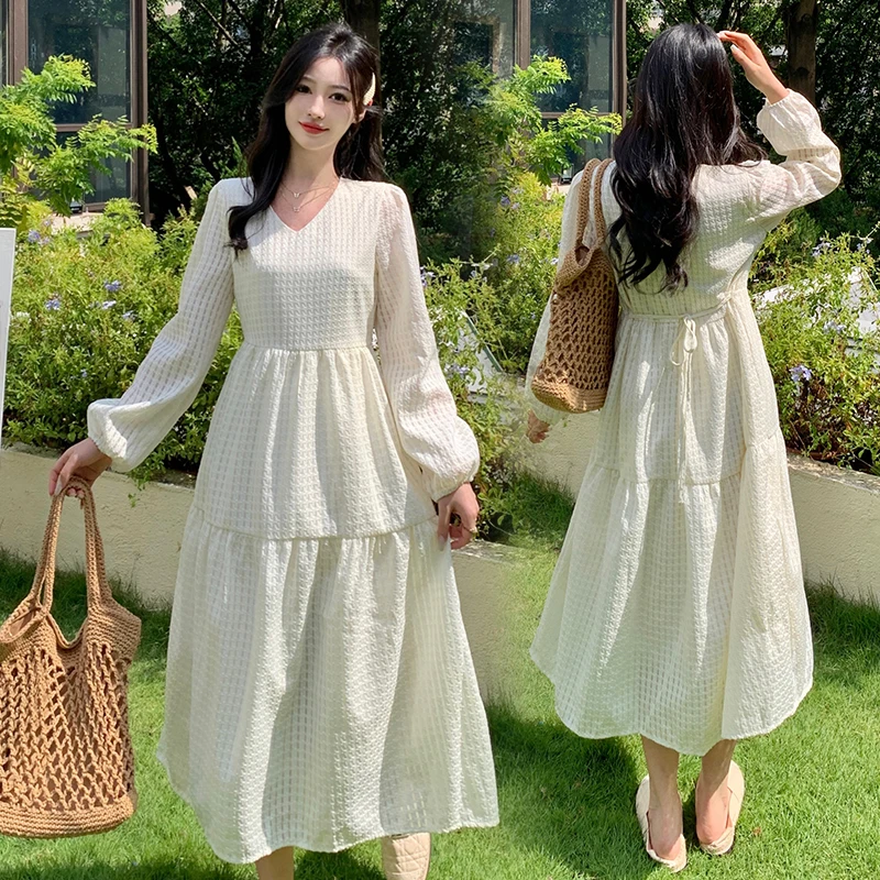 Real shot~2023 large women's new light yellow long sleeved dress Korean plaid bubble sleeve V-neck long skirt
Real shot~2023 large women's new light yellow long sleeved dress Korean plaid bubble sleeve V-neck long skirt
