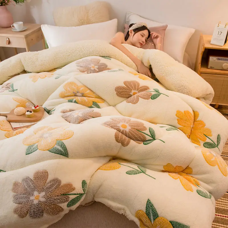 Flower Print Warm and Comfortable Warm Cotton Quilt Winter Thick Plush Quilt Double-sided Cute Quilting Comforters Bedclothes
Flower Print Warm and Comfortable Warm Cotton Quilt Winter Thick Plush Quilt Double-sided Cute Quilting Comforters Bedclothes