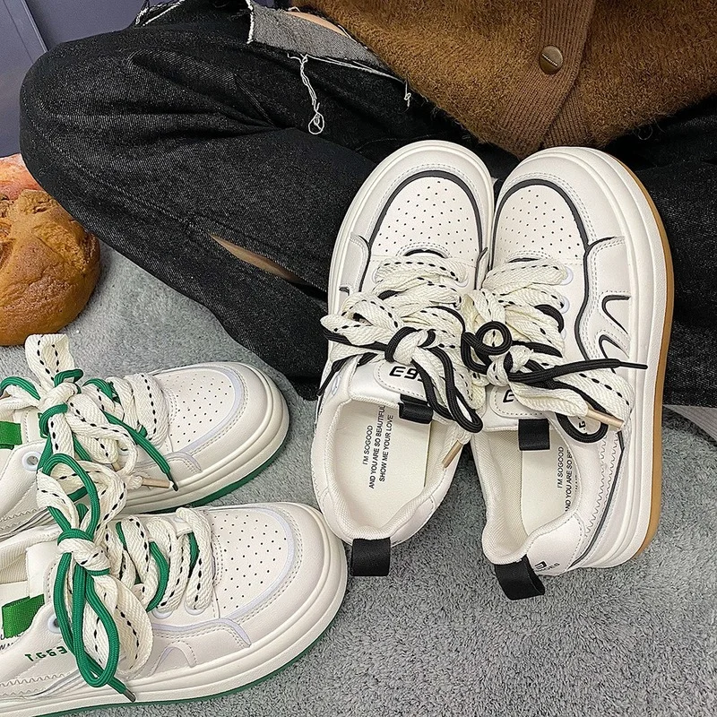 Retro casual shoes female spring and summer classic middle school trend color sports shoes
Retro casual shoes female spring and summer classic middle school trend color sports shoes