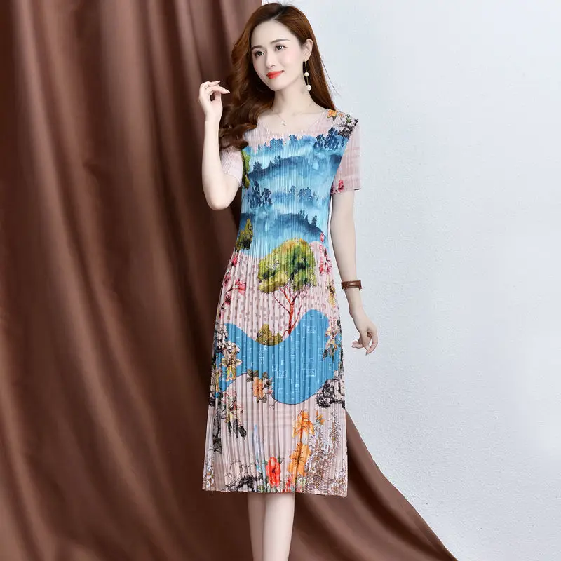 Pleated dress female 2022 summer new women's small fresh dress spring waist slimming long skirt short sleeve o neck dress tops
Pleated dress female 2022 summer new women's small fresh dress spring waist slimming long skirt short sleeve o neck dress tops