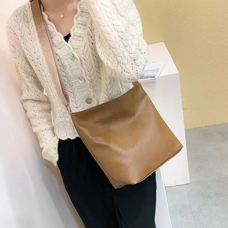 2022 New Shoulder Bag for Women Crossbody Bags bolsos mujer cartera Nylon Waterproof Handbag Bolsa Travel Women's Messenger Bag
2022 New Shoulder Bag for Women Crossbody Bags bolsos mujer cartera Nylon Waterproof Handbag Bolsa Travel Women's Messenger Bag