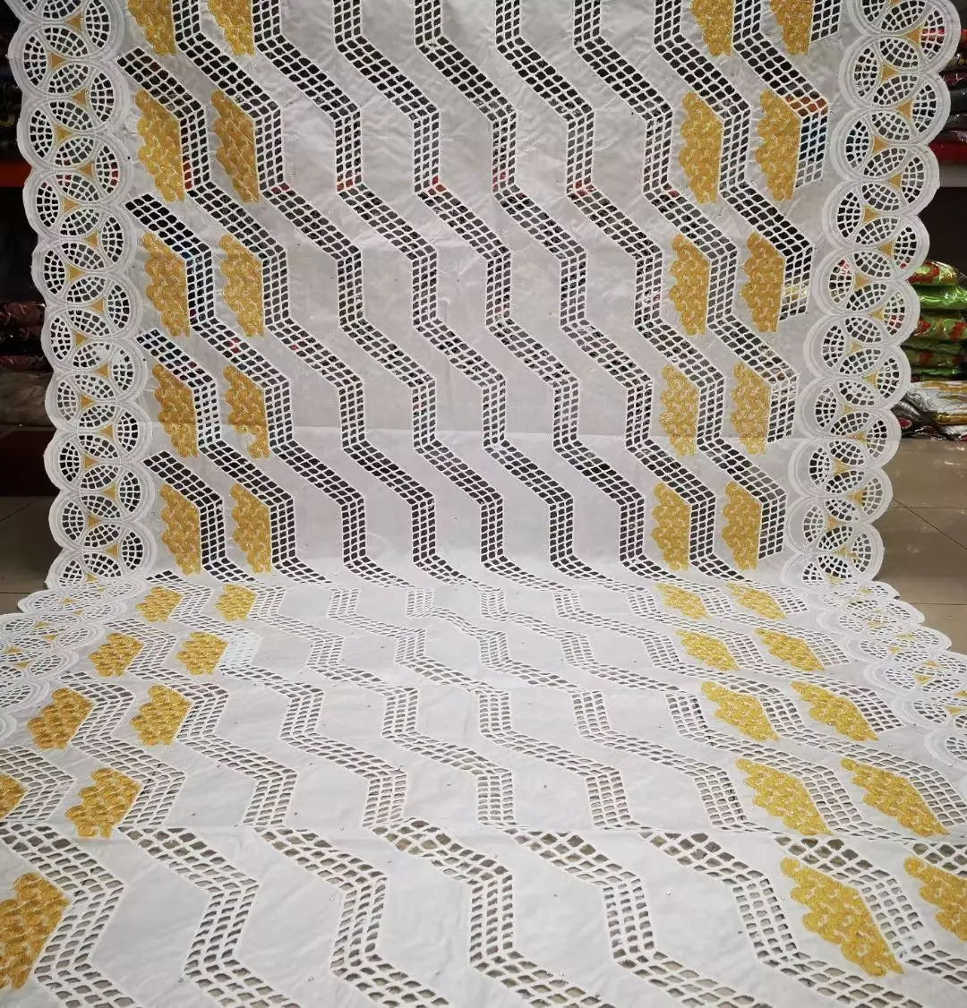 High Quality African Lace Fabric White Bazin Riche Brocade Bazin Embroidery With Stones 5 Yards
High Quality African Lace Fabric White Bazin Riche Brocade Bazin Embroidery With Stones 5 Yards