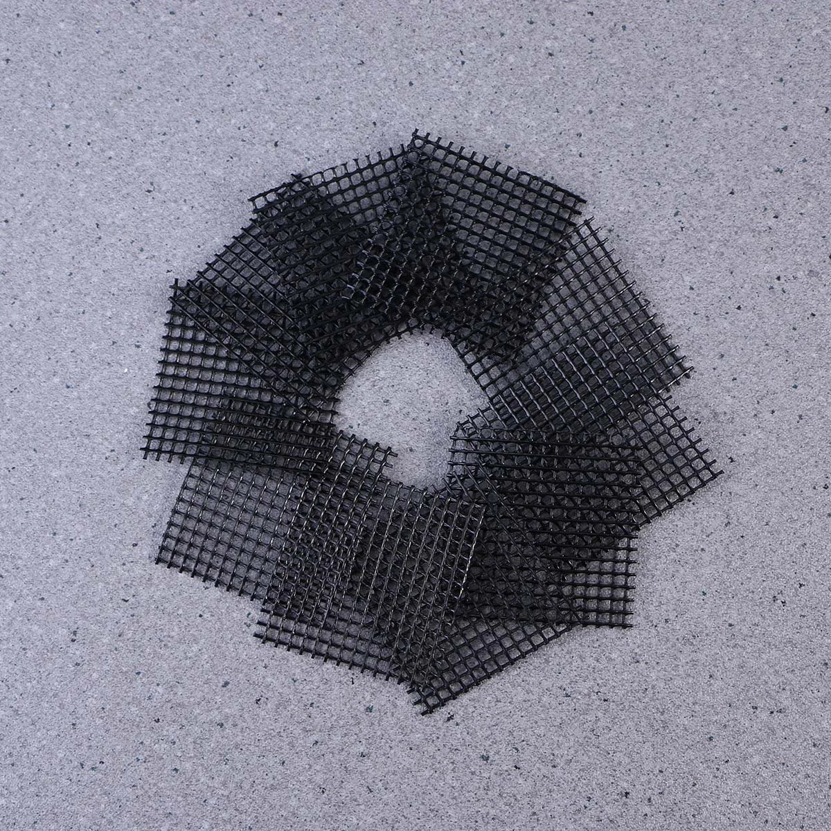 50Pcs Flower Pot Mat Bonsai Pot Bottom Grid Mat Mesh Gutter Mesh Screen Square Pads for Pot
50Pcs Flower Pot Mat Bonsai Pot Bottom Grid Mat Mesh Gutter Mesh Screen Square Pads for Pot