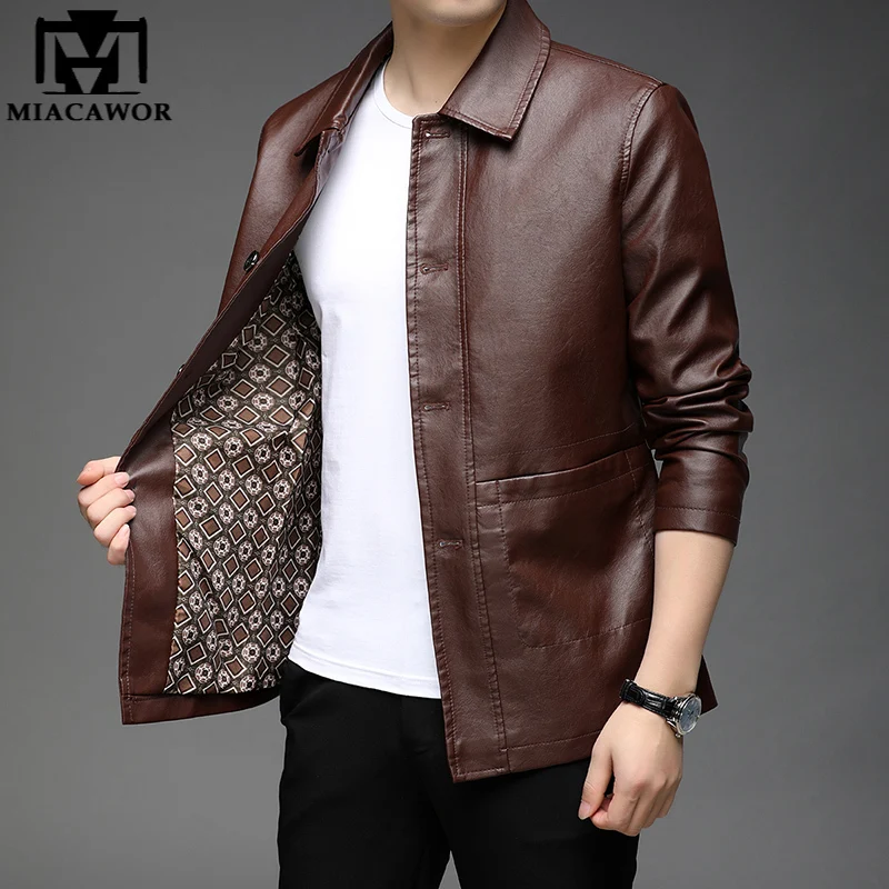 New Brand High Quality Designer Casual Fashion PU Faux Leather Jackets Men Brown Biker Classic Coats Mens Clothing J785
New Brand High Quality Designer Casual Fashion PU Faux Leather Jackets Men Brown Biker Classic Coats Mens Clothing J785