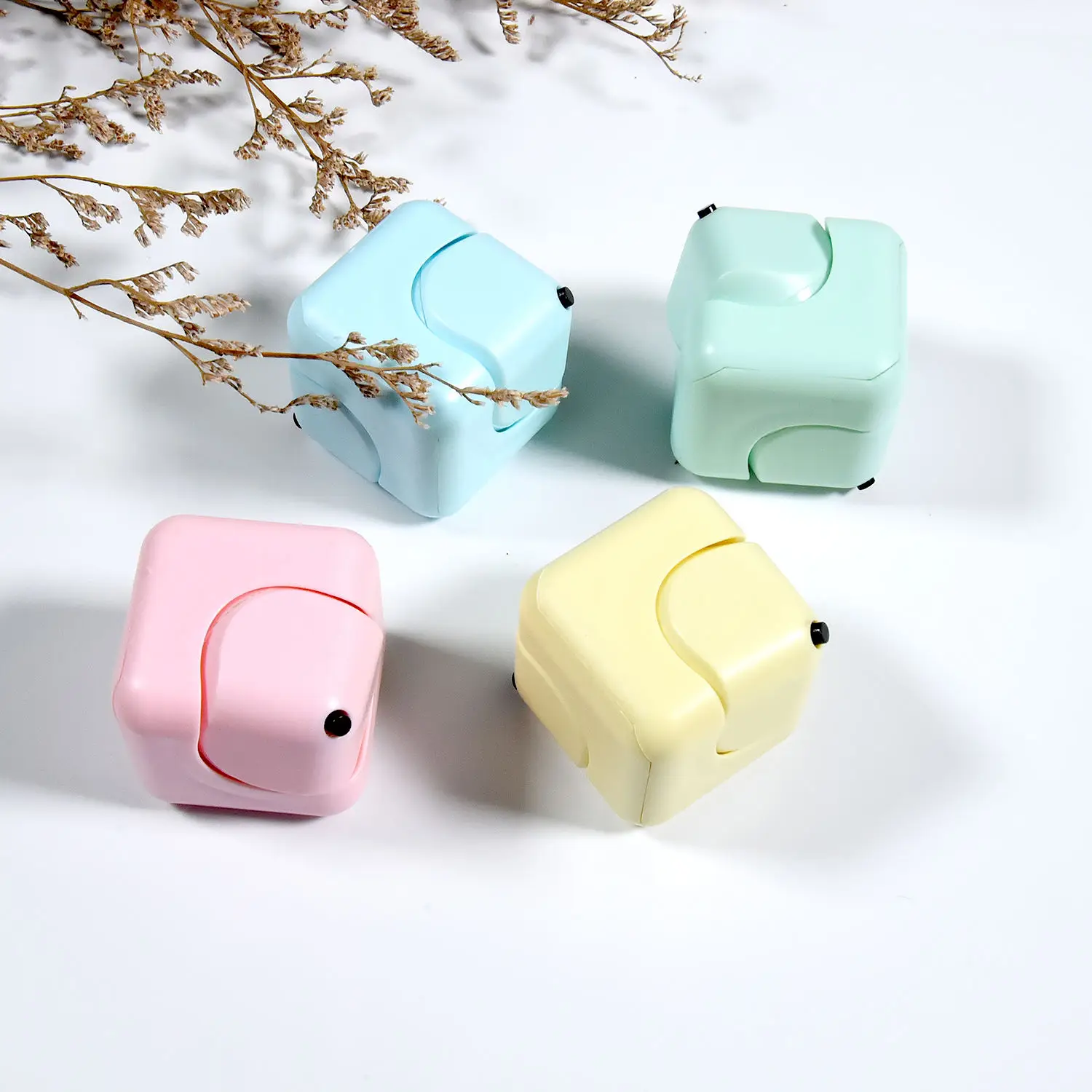 Magic Cube Mini Fidget Toy Antistress Gyro Hand Spinner Puzzle Toys Stress Relief Cubes Macaron Color Adult Kids Gifts
Magic Cube Mini Fidget Toy Antistress Gyro Hand Spinner Puzzle Toys Stress Relief Cubes Macaron Color Adult Kids Gifts