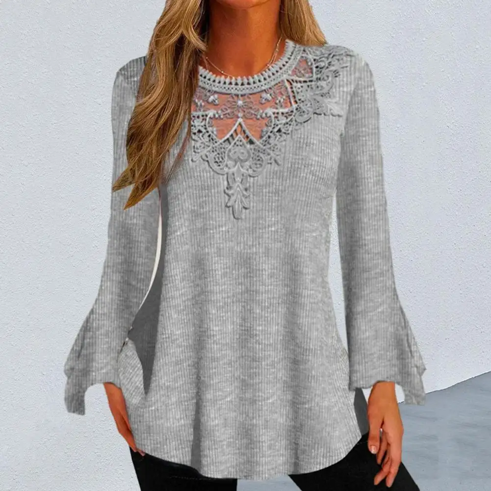 Women Lightweight Top Stylish Women's Lace Patchwork Hollow Out Long Sleeve T-shirt Soft Breathable Fall/spring Top for A Slim 
Women Lightweight Top Stylish Women's Lace Patchwork Hollow Out Long Sleeve T-shirt Soft Breathable Fall/spring Top for A Slim