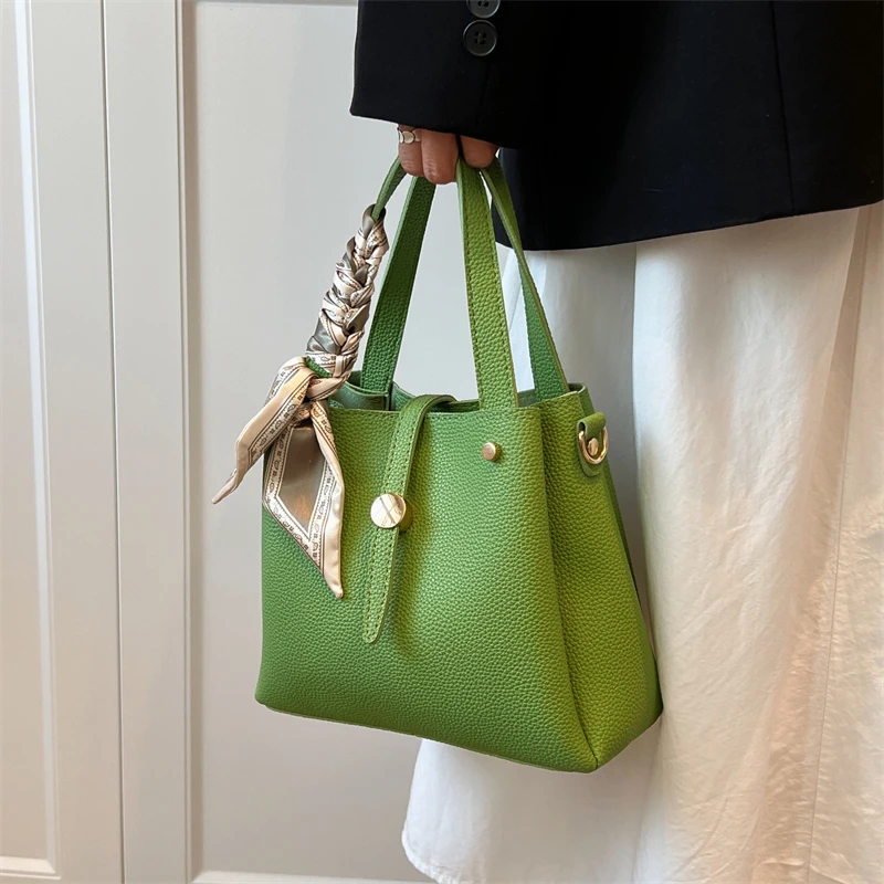 Summer Handbag Women's Trend Simple High End Texture Lychee Pattern Women's Bag One Shoulder Messenger Luxury Design Small Bag
Summer Handbag Women's Trend Simple High End Texture Lychee Pattern Women's Bag One Shoulder Messenger Luxury Design Small Bag