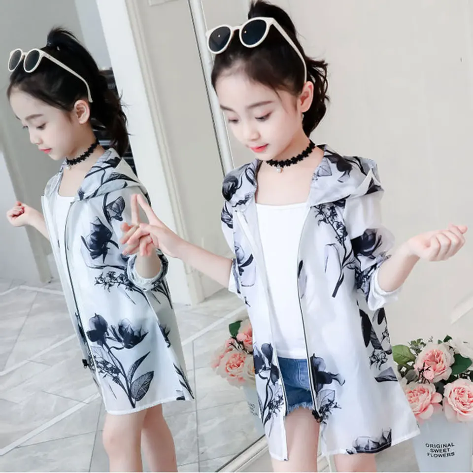 2 Colors 2022 Summer Wear Thin Coat Hooded Sun Protection Clothes Kids Baby Girls Outerwear For Age 3T 4 6 8 10 12Year Cute Tops
2 Colors 2022 Summer Wear Thin Coat Hooded Sun Protection Clothes Kids Baby Girls Outerwear For Age 3T 4 6 8 10 12Year Cute Tops