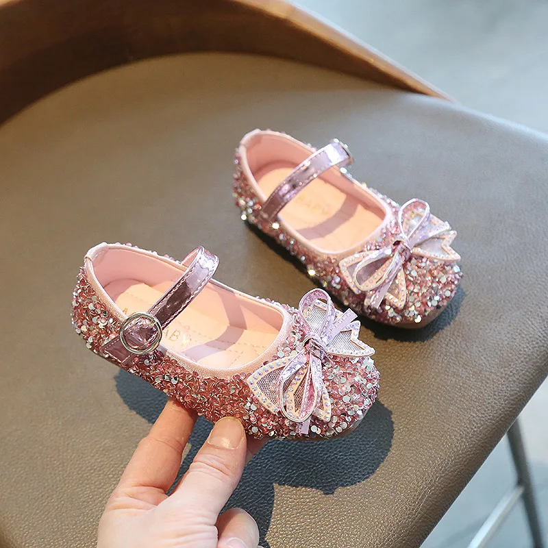 1-6 Fashion Girls Kids Children Dance Shoes Flats Princess Rhinestone Bow for Party Baby Kids Flats Leather Shoes Fall 2021 Hot
1-6 Fashion Girls Kids Children Dance Shoes Flats Princess Rhinestone Bow for Party Baby Kids Flats Leather Shoes Fall 2021 Hot