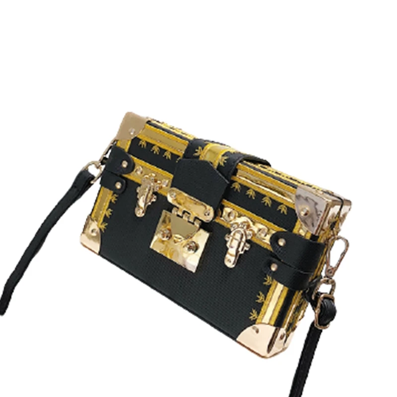 Korean Version of the Temperament Box Bag Elegant Shoulder Diagonal Bag Simple Small Square Bag Women's Bag
Korean Version of the Temperament Box Bag Elegant Shoulder Diagonal Bag Simple Small Square Bag Women's Bag