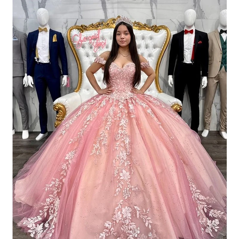 ANGELSBRIDEP Pink Quinceanera Dresses Mexican 15 Years Old Floor Length Tulle Meninas De 15 Anos Porno Girl Party Gown Plus Size
ANGELSBRIDEP Pink Quinceanera Dresses Mexican 15 Years Old Floor Length Tulle Meninas De 15 Anos Porno Girl Party Gown Plus Size