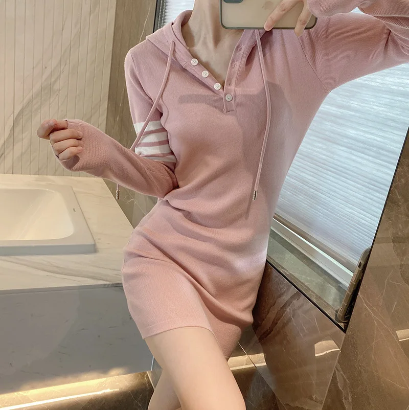High Quality Korean Style TB Slim Sexy Hooded Little Black Dress Temperament Striped Contrast Long Sleeve Hip Dress
High Quality Korean Style TB Slim Sexy Hooded Little Black Dress Temperament Striped Contrast Long Sleeve Hip Dress