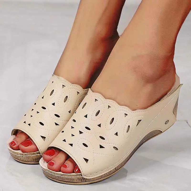 2022 New Women Sandals Soft Open Toe Thick Bottom Wedge Sandals For Women Casual Female Slippers Sexy Fish Mouth Shoes Slides
2022 New Women Sandals Soft Open Toe Thick Bottom Wedge Sandals For Women Casual Female Slippers Sexy Fish Mouth Shoes Slides