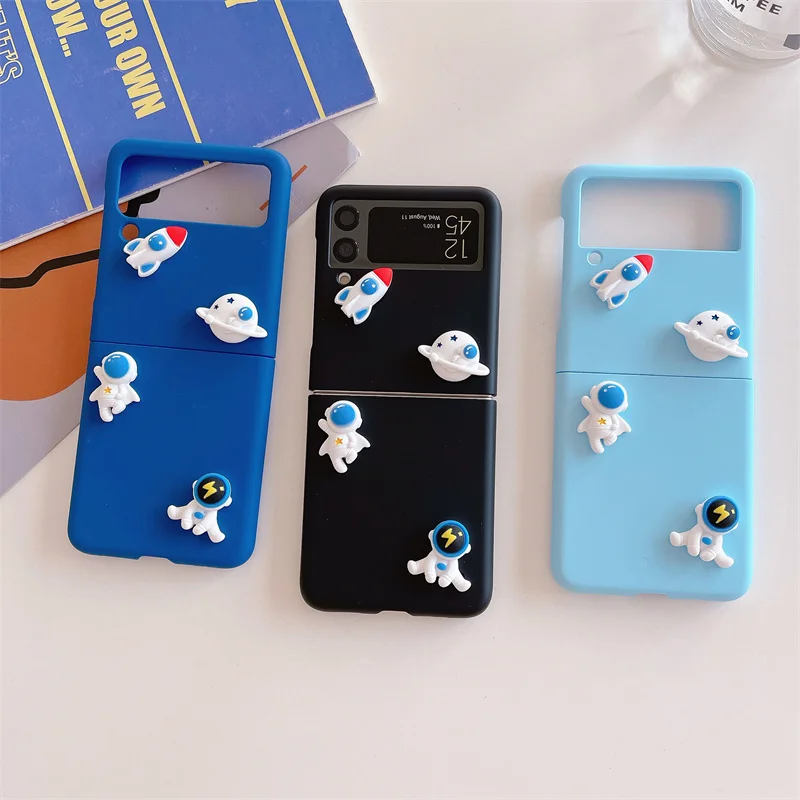 Cartoon Cute Cosmonaut Phone Case Cover For Samsung Galaxy ZFlip Z Flip 3 5G Z Flip 4 Cover F7070 F7000 Coque Capa
Cartoon Cute Cosmonaut Phone Case Cover For Samsung Galaxy ZFlip Z Flip 3 5G Z Flip 4 Cover F7070 F7000 Coque Capa