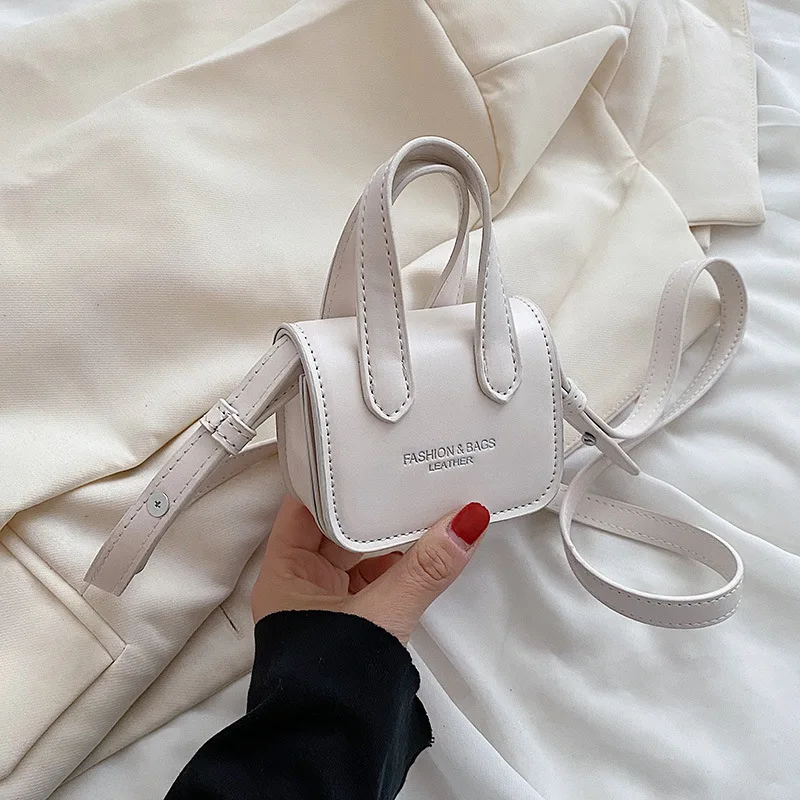 2022 New Trendy Fashion Ladies All-match Messenger Bag High Quality Mini Bag Brand Designer Popular Shoulder Bag Women's Bag
2022 New Trendy Fashion Ladies All-match Messenger Bag High Quality Mini Bag Brand Designer Popular Shoulder Bag Women's Bag