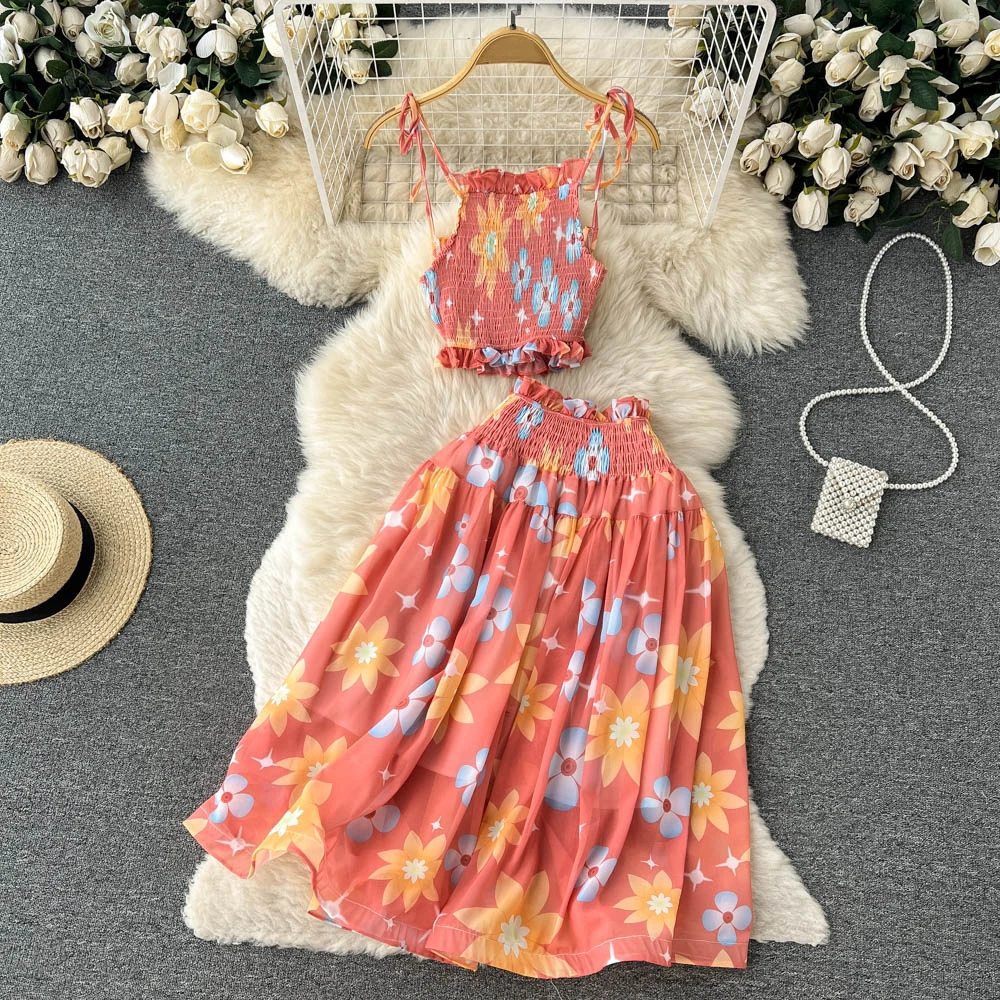 Clothland Women Elegant Floral Chiffon Suit Sleeveles Crop Top Elastic Waist Midi Skirt Two Piece Sets Mujer TZ486
Clothland Women Elegant Floral Chiffon Suit Sleeveles Crop Top Elastic Waist Midi Skirt Two Piece Sets Mujer TZ486