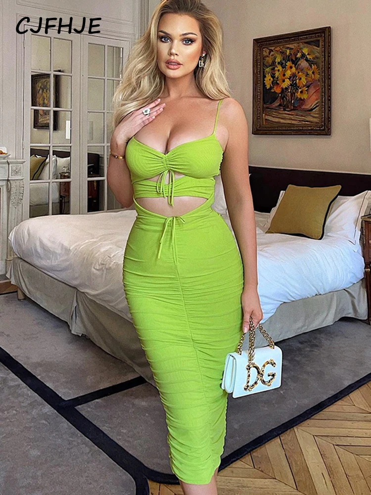 CJFHJE 2022 Solid Shirring Bandage Hollow Out Draped Maxi Dress Sexy Bodycon Summer Women Clothes Streetwear Causal Y2K Robe
CJFHJE 2022 Solid Shirring Bandage Hollow Out Draped Maxi Dress Sexy Bodycon Summer Women Clothes Streetwear Causal Y2K Robe