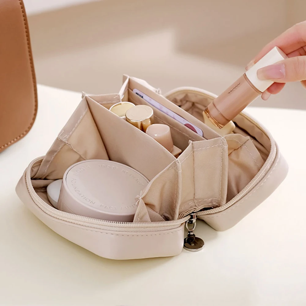 Large-capacity Makeup Bag PU Leather Portable Travel Wash Cosmetic Bag Toiletries Organizer Female Storage Handheld Box 2023 New
Large-capacity Makeup Bag PU Leather Portable Travel Wash Cosmetic Bag Toiletries Organizer Female Storage Handheld Box 2023 New