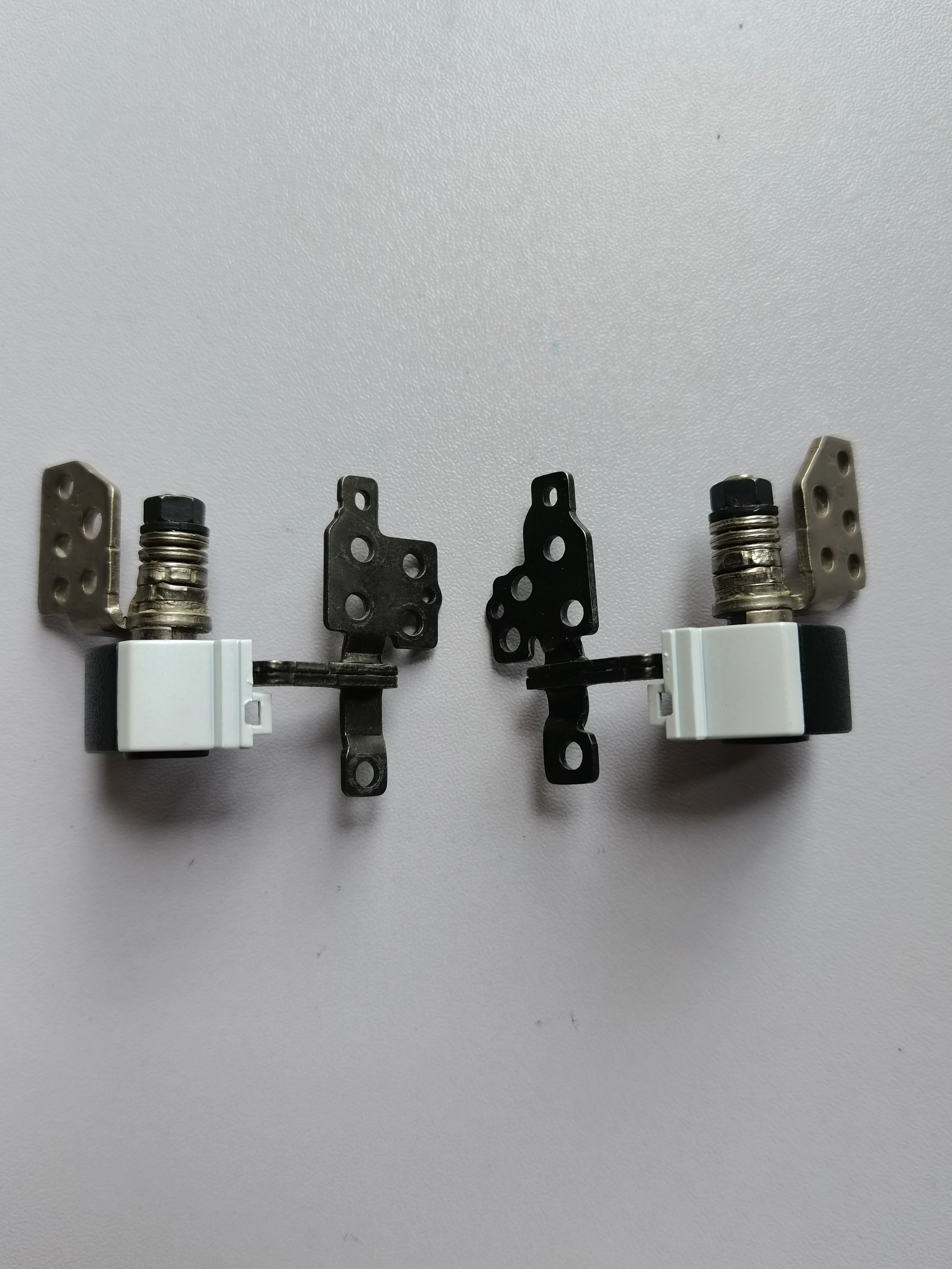 Новинка для SONY Vaio SVF1521A6EW SVF1521C5E SVF1521V6EB SVF1532V4E/W SVF152G6EW SVF1521FCGB ЖК-Петли L & R набор подходит для сенсорного экрана
Новинка для SONY Vaio SVF1521A6EW SVF1521C5E SVF1521V6EB SVF1532V4E/W SVF152G6EW SVF1521FCGB ЖК-Петли L & R набор подходит для сенсорного экрана