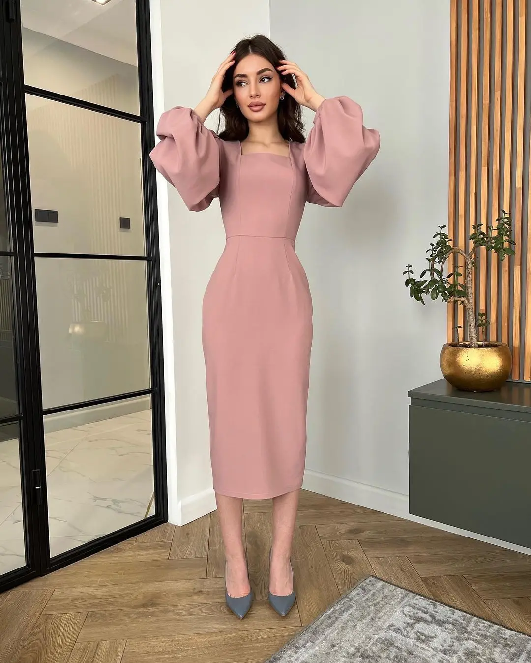 Meetlove Saudi Arabia Women's Prom Dresses Square Neck Tea Length Formal Dress Temperament Evening Dress
Meetlove Saudi Arabia Women's Prom Dresses Square Neck Tea Length Formal Dress Temperament Evening Dress