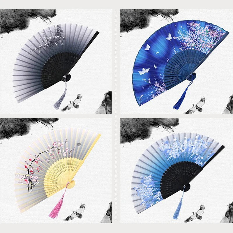 1PC Chinese Style Folding Fans Handheld Elegant Antique Style silk fabric Hand Fan Foldable Calligraphy Ink Traditonal Fans
1PC Chinese Style Folding Fans Handheld Elegant Antique Style silk fabric Hand Fan Foldable Calligraphy Ink Traditonal Fans