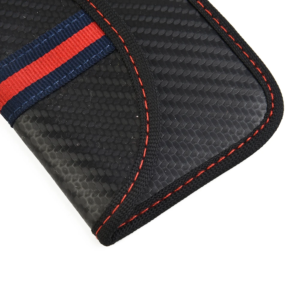 2022 Accessories Car Keys Accessories Durable High Quality Hot Sale Practical PU Leather Car Carbon Fiber Look
2022 Accessories Car Keys Accessories Durable High Quality Hot Sale Practical PU Leather Car Carbon Fiber Look
