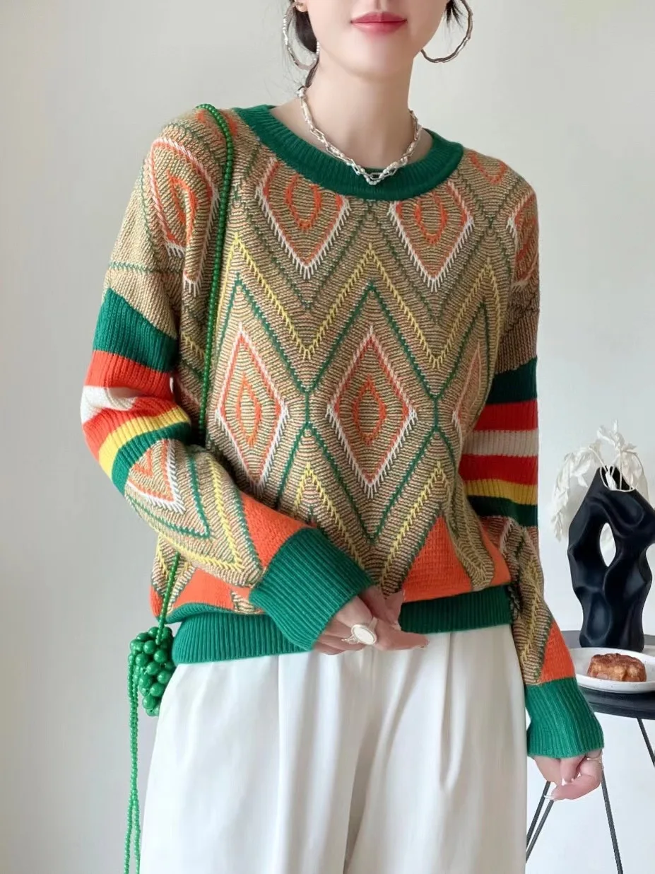 Autumn and winter cashmere sweater women's thick round neck sweater fashionable loose diamond jacquard wool sweater base
Autumn and winter cashmere sweater women's thick round neck sweater fashionable loose diamond jacquard wool sweater base