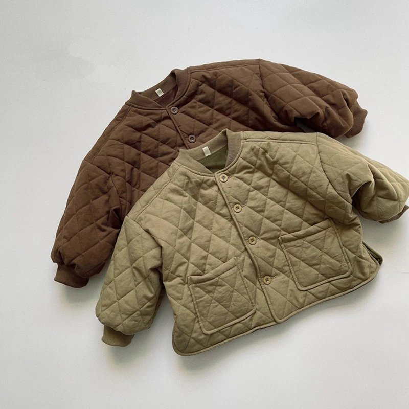 Детское пальто в клетку в стиле ретро из хлопка с ромбовидным узором, кардиган на пуговицах, стеганое зимнее теплое пальто, уличная одежда, lothes
Детское пальто в клетку в стиле ретро из хлопка с ромбовидным узором, кардиган на пуговицах, стеганое зимнее теплое пальто, уличная одежда, lothes