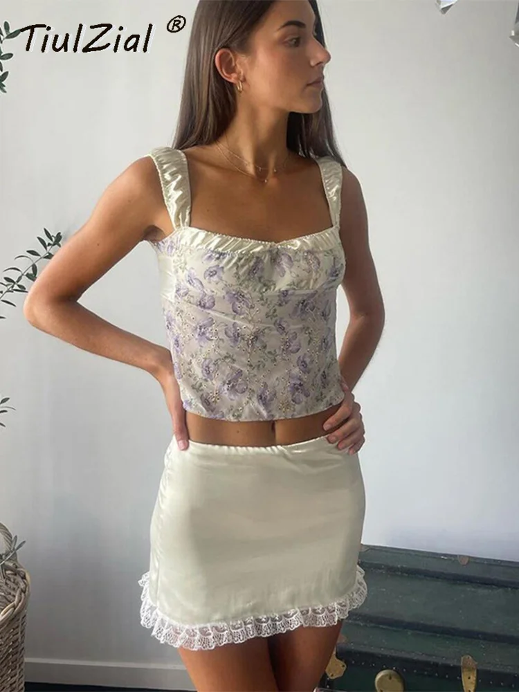 Женский летний топ без рукавов с принтом Y2K, кружевная короткая юбка в обтяжку абрикосового цвета, привлекательный клубный женский наряд
Женский летний топ без рукавов с принтом Y2K, кружевная короткая юбка в обтяжку абрикосового цвета, привлекательный клубный женский наряд