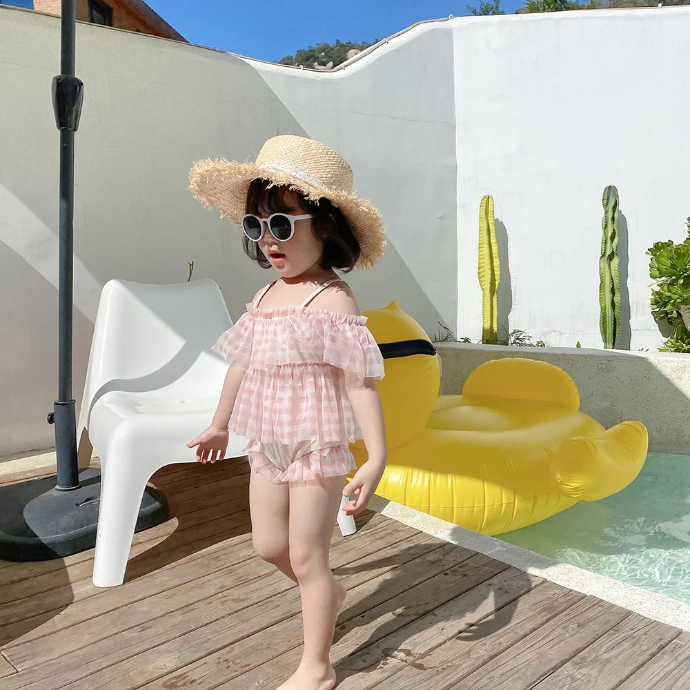 Lace Plaid Girls Bikini Kids Split Swimwear Baby Swimsuit Girl 2 Pieces Costumes Swimsuit with Cap 2022 New Summer Bathing Suit
Lace Plaid Girls Bikini Kids Split Swimwear Baby Swimsuit Girl 2 Pieces Costumes Swimsuit with Cap 2022 New Summer Bathing Suit