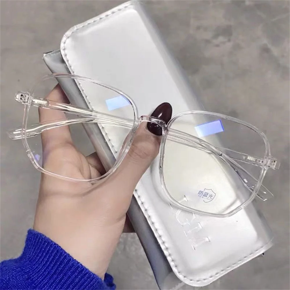 2022 Trend Large Frame Transparent Anti Blue Light Square Eyewear Sunglass Computer Glasses Women Men Flat Lens Optical Eyeglass
2022 Trend Large Frame Transparent Anti Blue Light Square Eyewear Sunglass Computer Glasses Women Men Flat Lens Optical Eyeglass