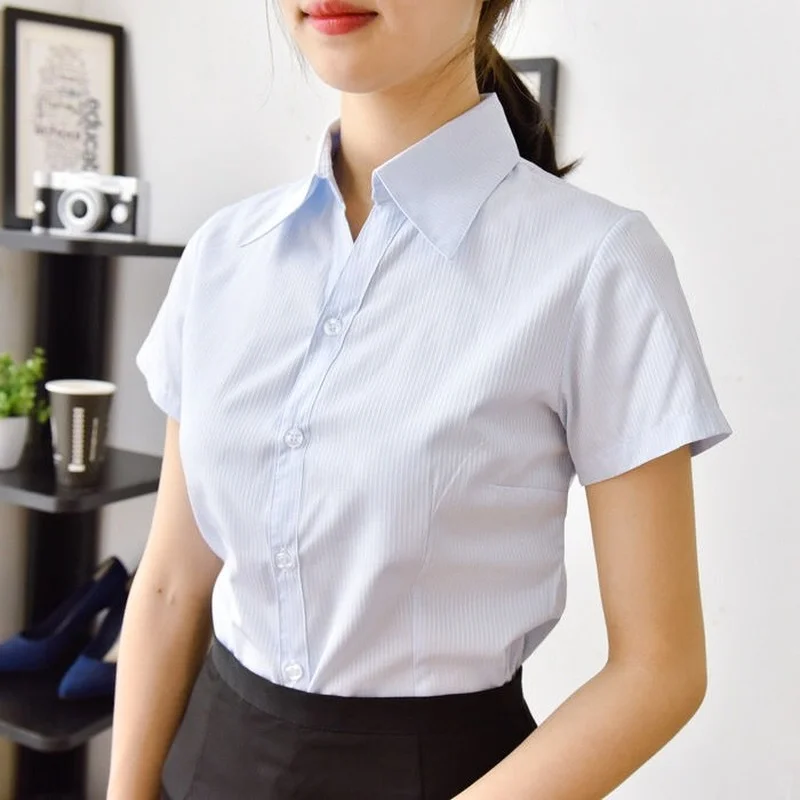 Spring Summer Women's Shirt Simple Office Light Blue Vertical Stripe Shirts Professional Fashion Lapel V-neck Slim White Tops
Spring Summer Women's Shirt Simple Office Light Blue Vertical Stripe Shirts Professional Fashion Lapel V-neck Slim White Tops