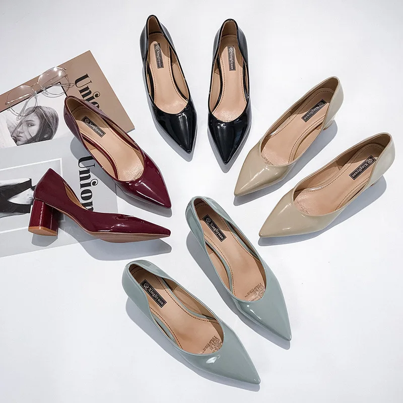 Square Heel Shoes Women Pumps Black Pointed Heels Lady Patent Leather Thick Heeled Shoes Women Elegant Professional Work Shoes
Square Heel Shoes Women Pumps Black Pointed Heels Lady Patent Leather Thick Heeled Shoes Women Elegant Professional Work Shoes